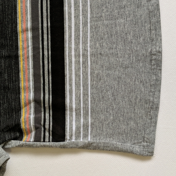 garanimals gray pocket t-shirt with stripes 18 months baby boy - Picture 3 of 6